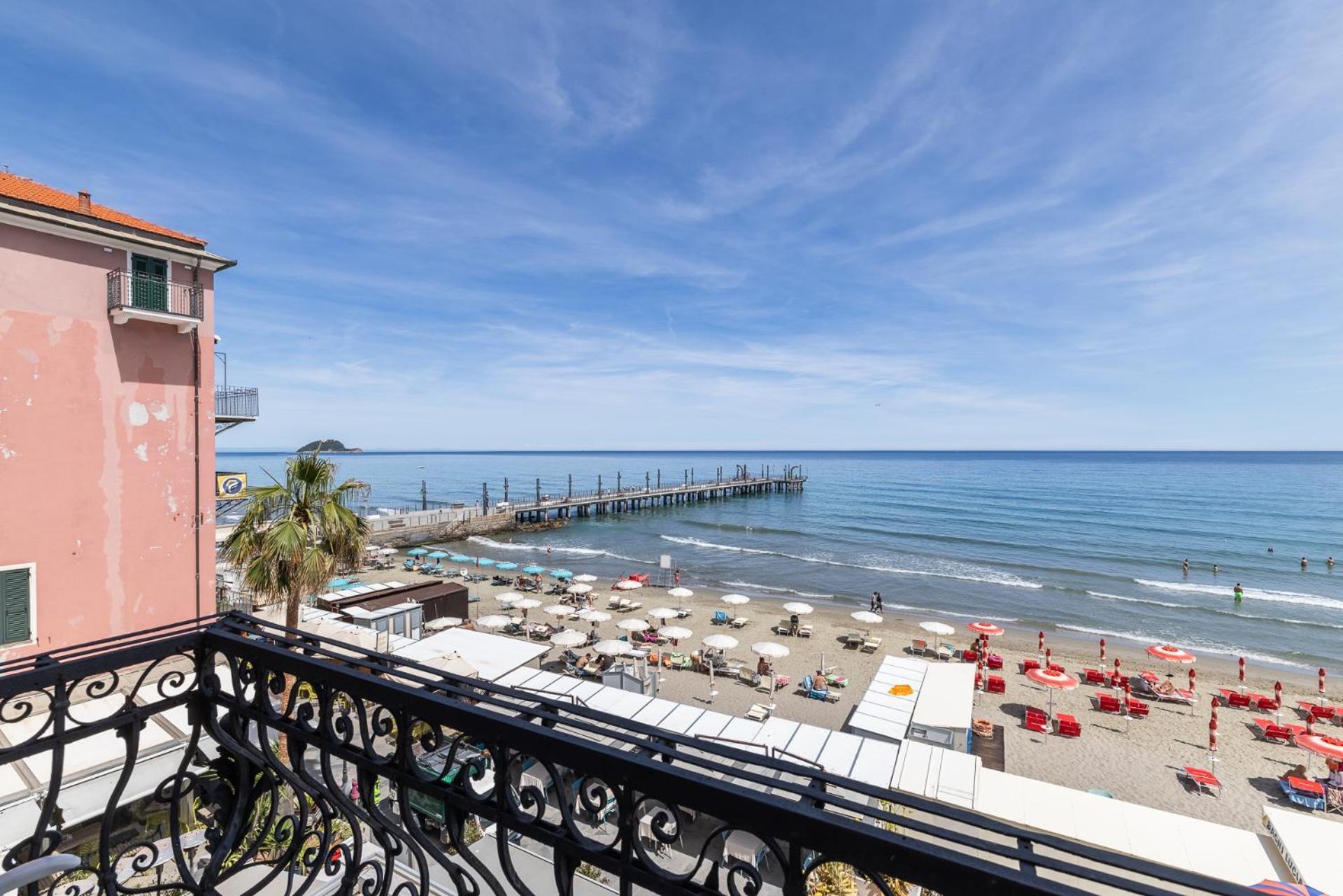 Residenza Le Terrazze Aparthotel Alassio Eksteriør bilde